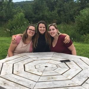 Meet your Posher, Liz